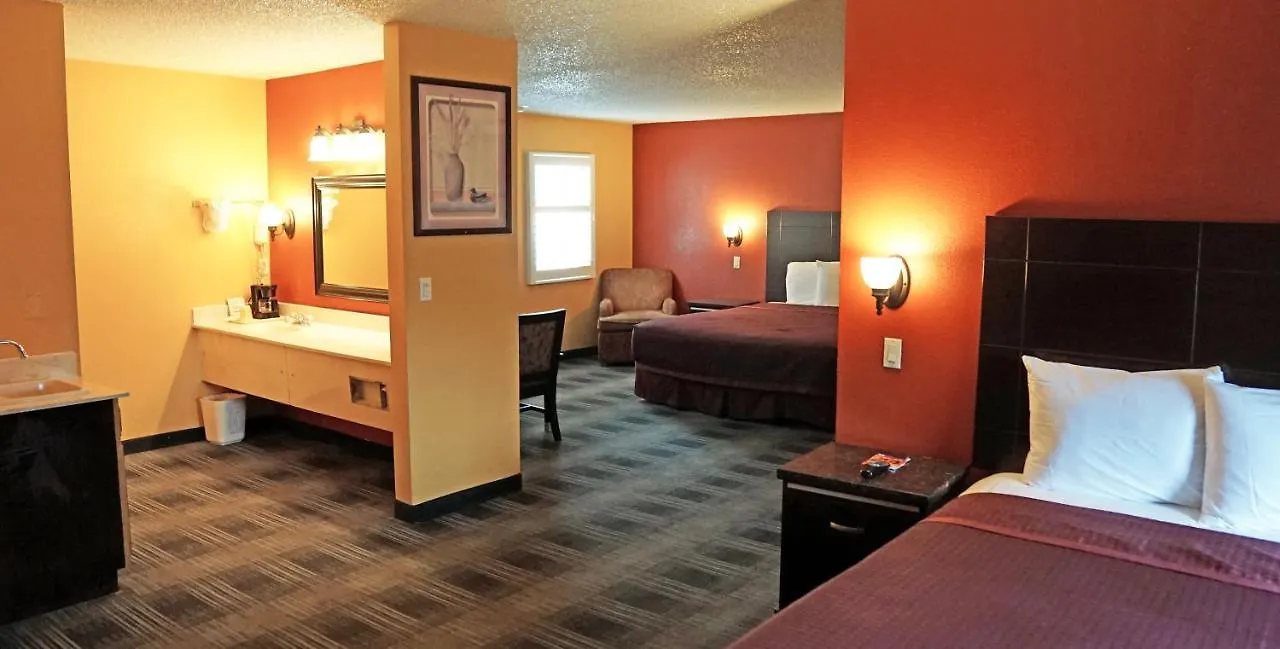 Travel Plaza Inn Compton 2*,