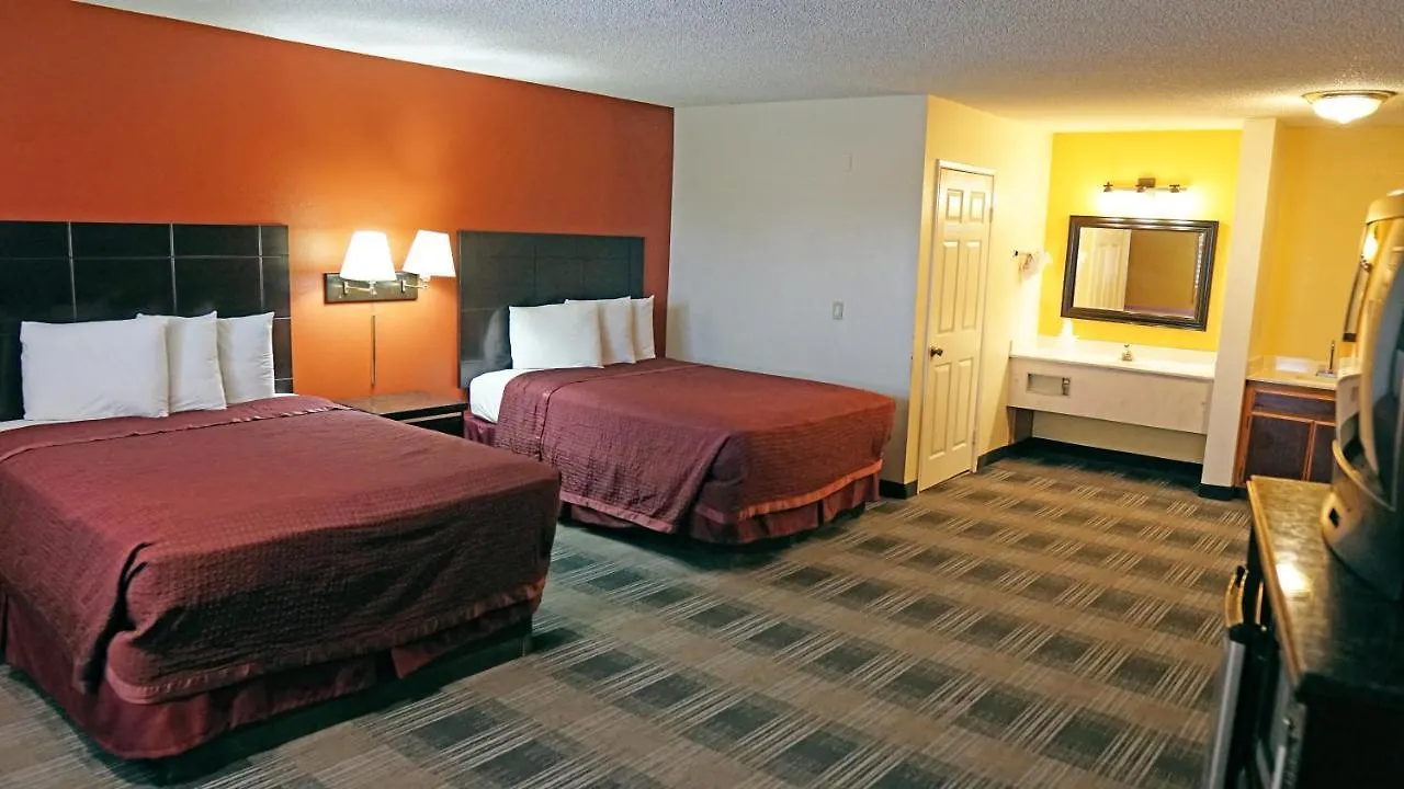 Travel Plaza Inn Compton