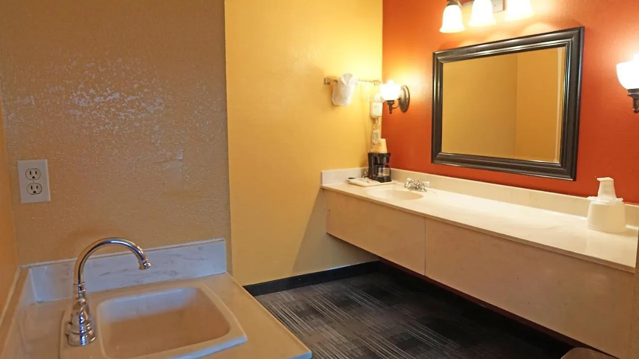 Motel Travel Plaza Inn Compton